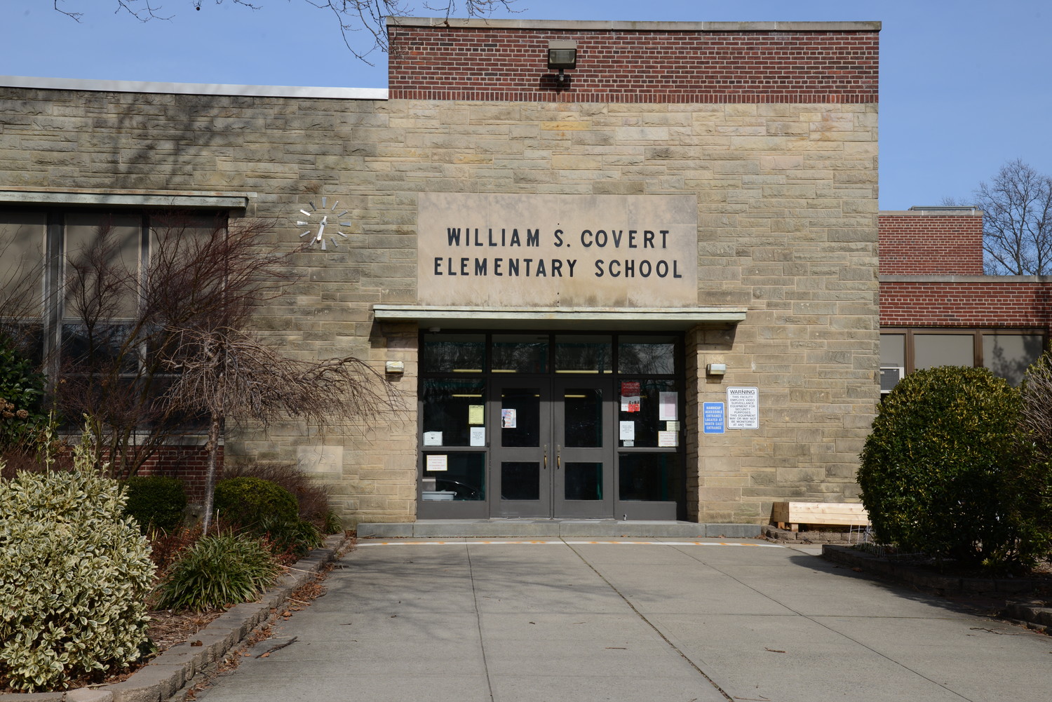 Covert Elementary School auditorium reopens; gymnasium remains closed